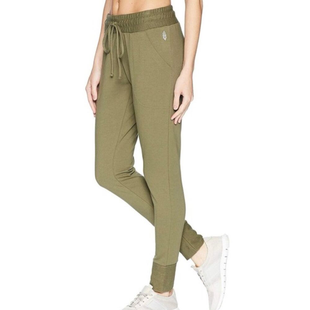 Free People Movement X Revolve Sunny Skinny Sweatpant in Everest Olive. Size S - Picture 3 of 7